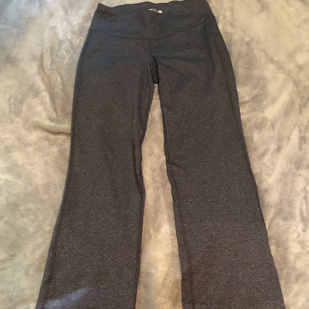 Old navy spandex pants.